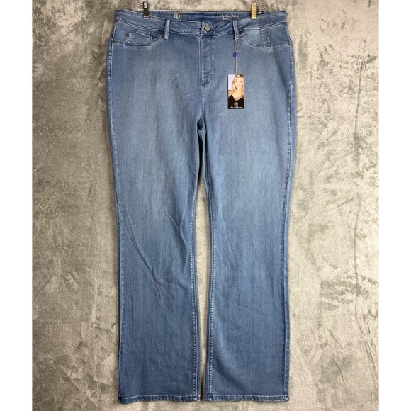Hot in Hollywood NWT Silky Denim Pull On Bootcut Jeans 2XT Vital Stretch Tech - Picture 1 of 14